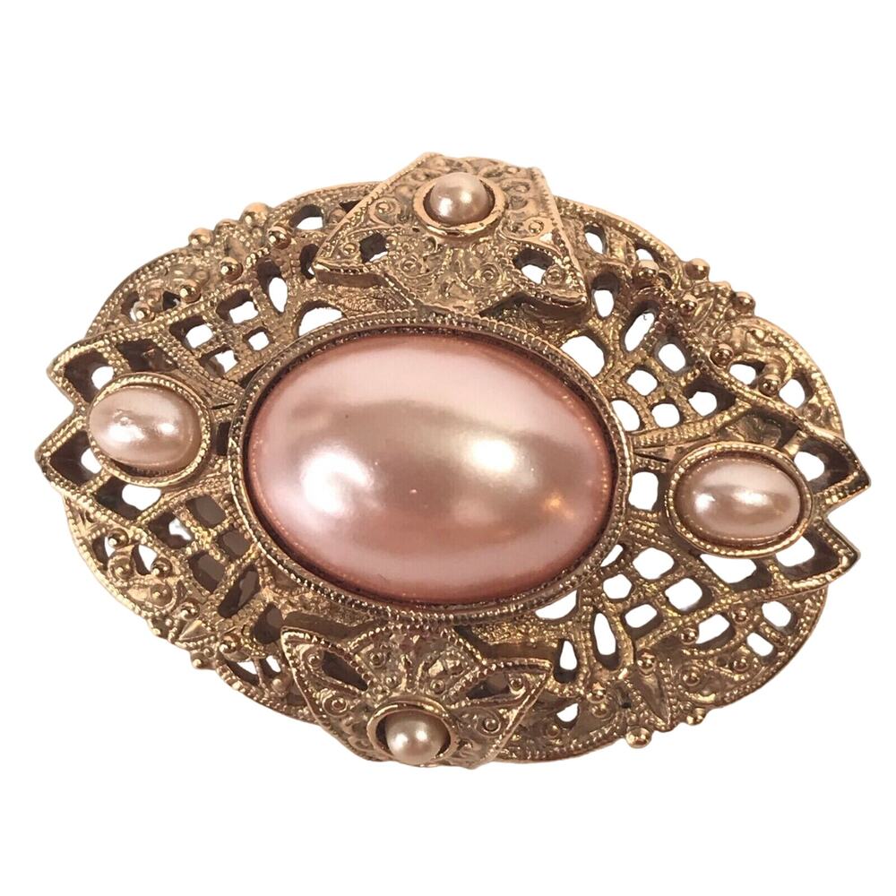 Elegant Faux Pearl Brooch Gold-Tone Mauve Coral Vintage